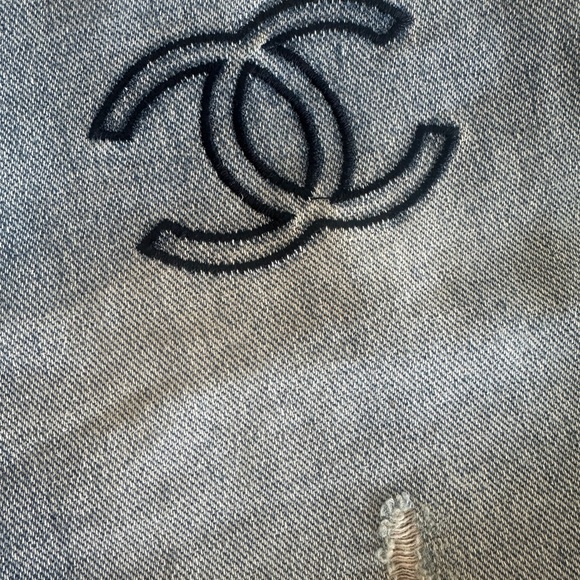 Blue Chanel Denim Jean Shorts with Distressed Hem and Logo Design - Picture 3 of 8
